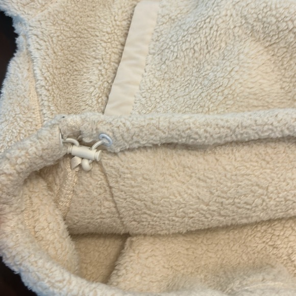 Roots Outdoors Cream Sherpa Quarter-Zip Pullover Size M - Picture 10 of 16